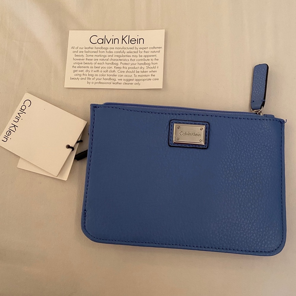 Calvin Klein blue leather zip wristlet